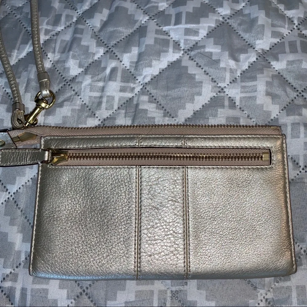 NWOT Wristlet Wallet in Champagne Color